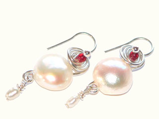 Click here for more images Link to Freshwater Button Pearl EarringsJewellery